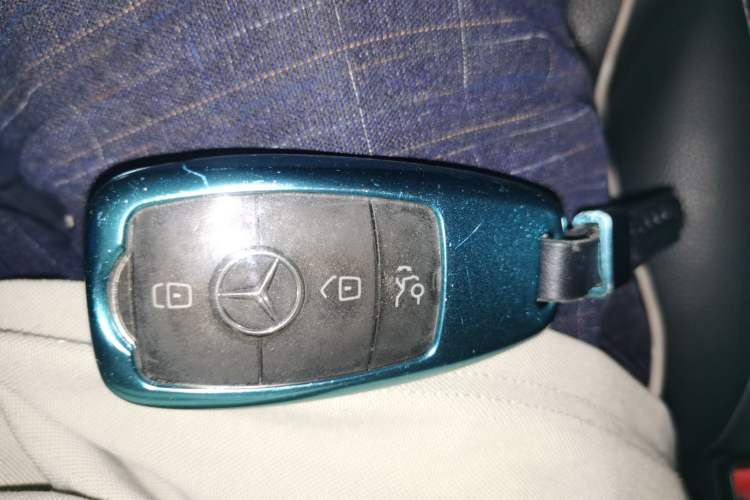 Used Mercedes-Benz C-Class 2021 C 260 L Sport Edition Vehicle Key