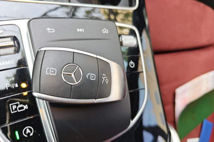 Used Mercedes-Benz C-Class 2021 C 260 Star Edition Vehicle Key