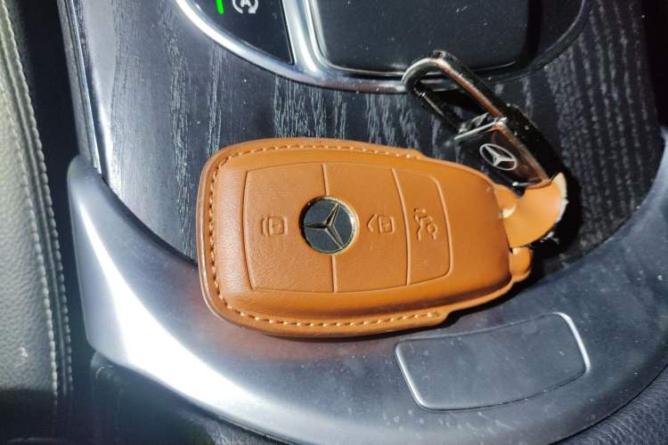 Used Mercedes-Benz C-Class 2021 C 260 L Sport Edition Star Collection Vehicle Key