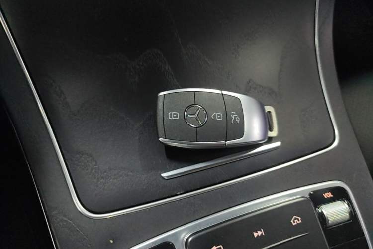 Used Mercedes-Benz C-Class 2021 C 200 L Fashion Edition Sport Version Vehicle Key