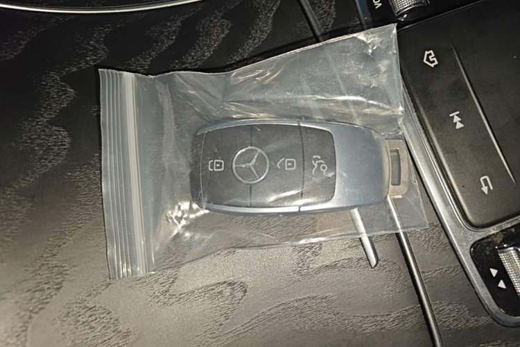 Used Mercedes-Benz C-Class 2021 C 200 L Fashion Edition Sport Version Vehicle Key