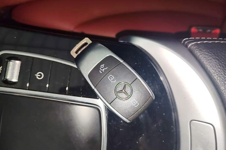 Used Mercedes-Benz C-Class 2021 C 260 Star Edition Vehicle Key