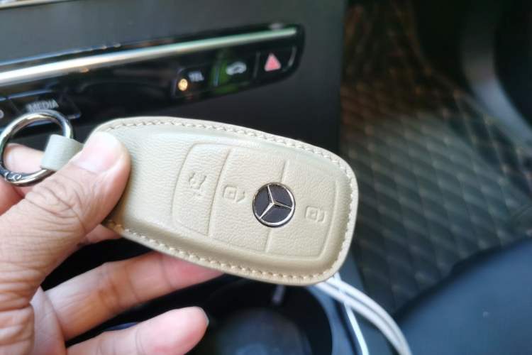 Used Mercedes-Benz C-Class 2021 C 200 L Fashion Edition Sport Version Vehicle Key