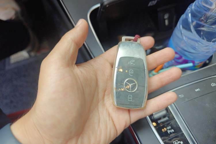 Used Mercedes-Benz C-Class 2021 C 260 L Sport Edition Vehicle Key