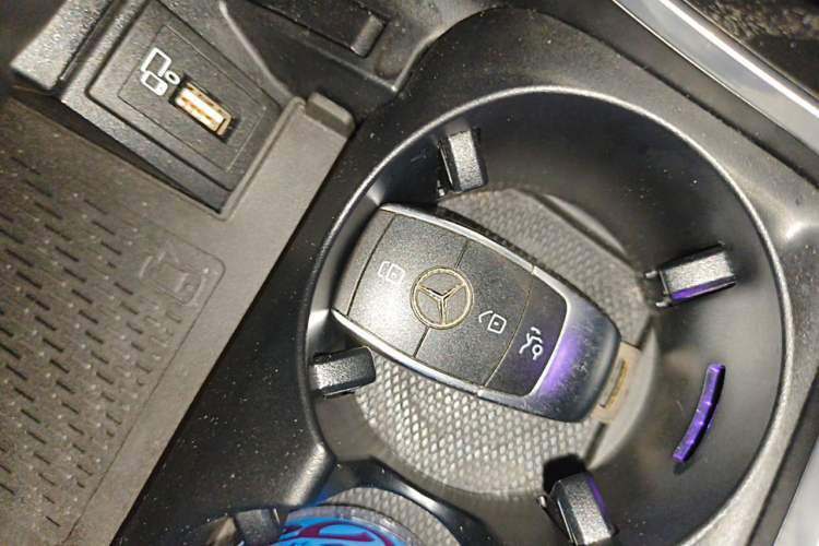Used Mercedes-Benz C-Class 2021 C 260 L Sport Edition Star Collection Vehicle Key