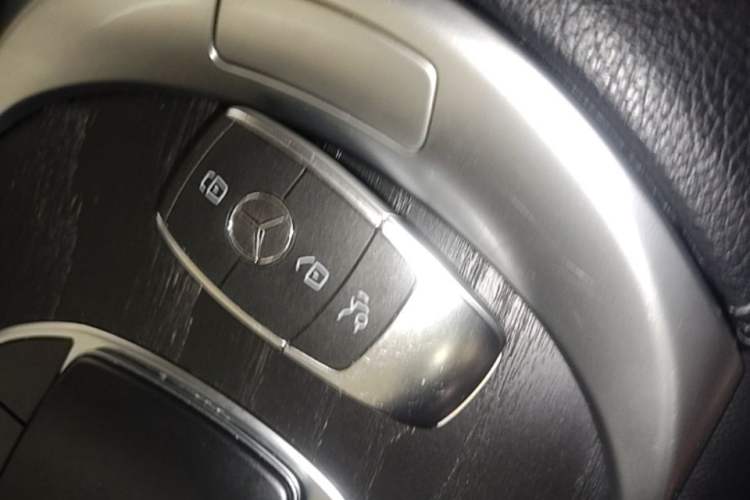 Used Mercedes-Benz C-Class 2021 C 260 L Sport Edition Star Collection Vehicle Key