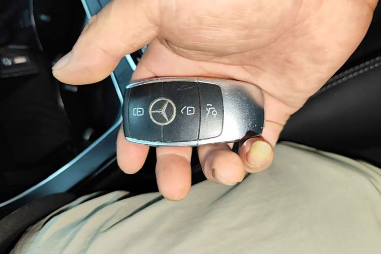 Used Mercedes-Benz C-Class 2021 C 260 L Sport Edition Vehicle Key