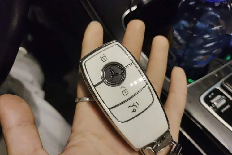 Used Mercedes-Benz C-Class 2021 C 260 L Sport Edition Vehicle Key