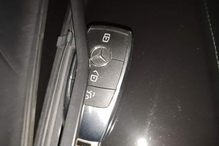Used Mercedes-Benz C-Class 2021 C 200 L Fashion Edition Sport Version Vehicle Key