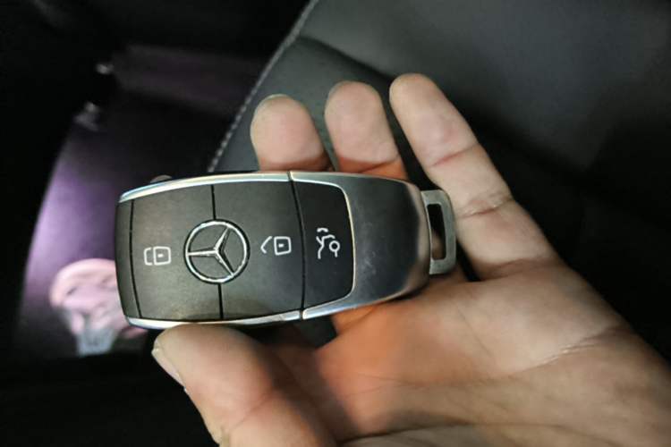 Used Mercedes-Benz C-Class 2021 C 260 L Sport Edition Vehicle Key