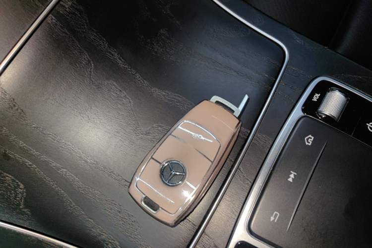Used Mercedes-Benz C-Class 2021 C 200 L Fashion Edition Sport Version Vehicle Key