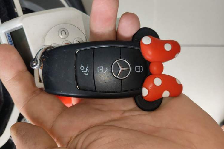 Used Mercedes-Benz C-Class 2021 C 260 Star Edition Vehicle Key