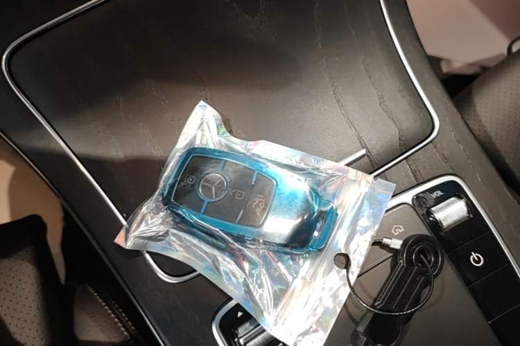 Used Mercedes-Benz C-Class 2021 C 260 L Sport Edition Vehicle Key