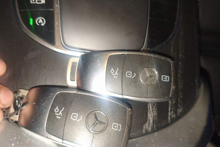 Used Mercedes-Benz C-Class 2021 C 200 L Fashion Edition Sport Version Vehicle Key
