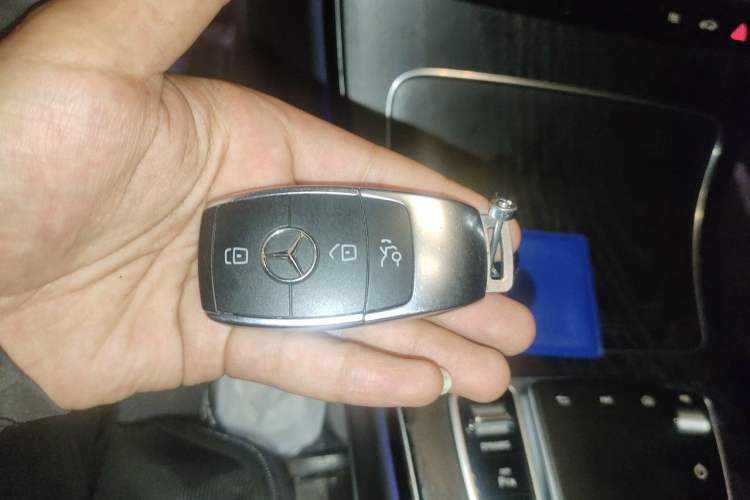 Used Mercedes-Benz C-Class 2021 C 260 L Sport Edition Vehicle Key