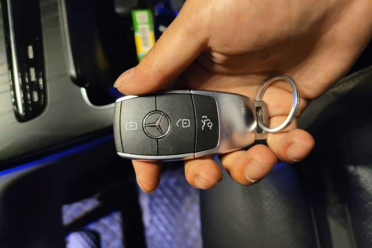Used Mercedes-Benz C-Class 2021 C 200 L Fashion Edition Sport Version Vehicle Key