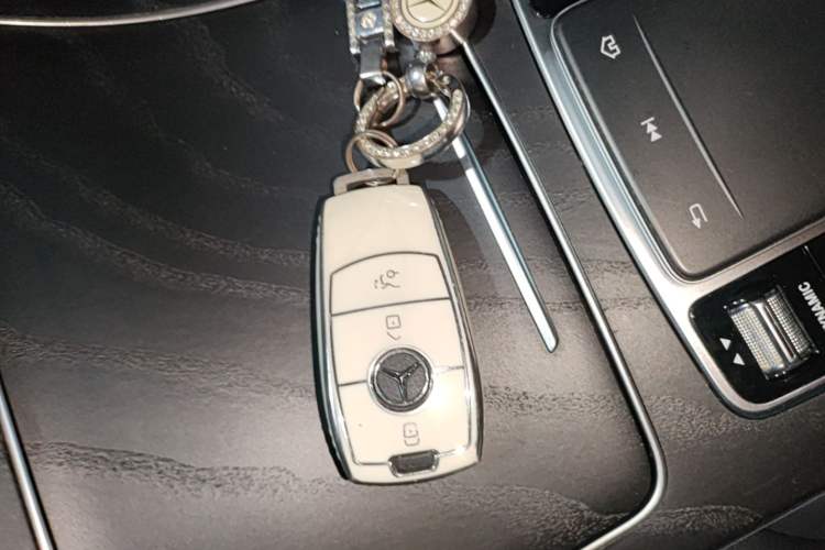 Used Mercedes-Benz C-Class 2021 C 200 L Fashion Edition Sport Version Vehicle Key