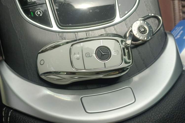 Used Mercedes-Benz C-Class 2021 C 260 L Sport Edition Vehicle Key