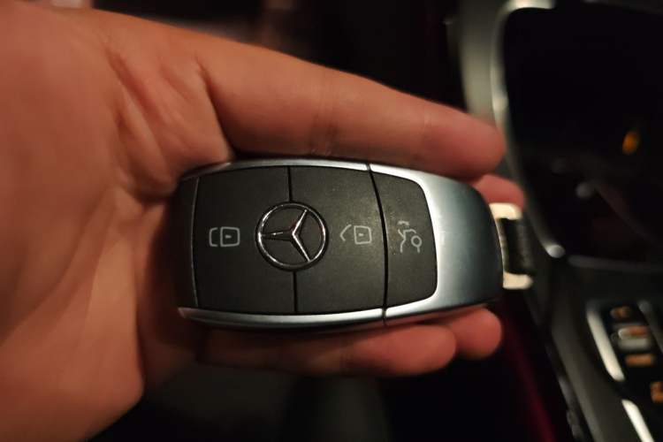 Used Mercedes-Benz C-Class 2021 C 260 L Sport Edition Vehicle Key