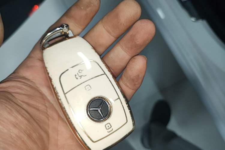Used Mercedes-Benz C-Class 2021 C 260 L Sport Edition Vehicle Key