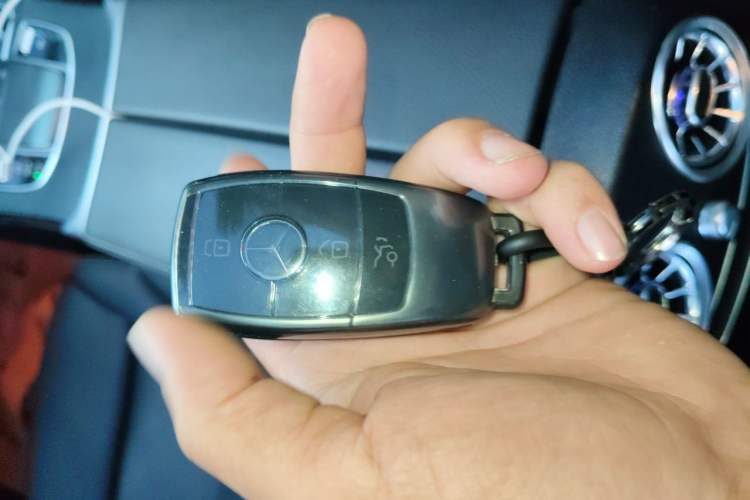 Used Mercedes-Benz C-Class 2021 C 260 L Sport Edition Star Collection Vehicle Key