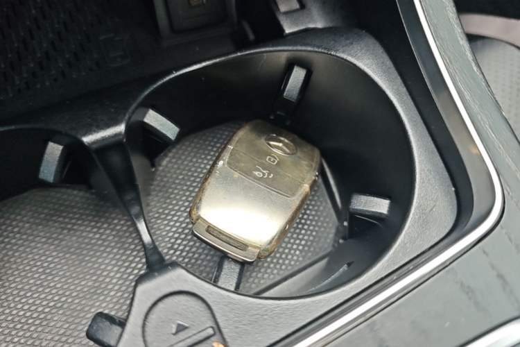 Used Mercedes-Benz C-Class 2021 C 260 L Sport Edition Vehicle Key