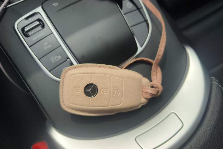 Used Mercedes-Benz C-Class 2021 C 260 L Sport Edition Vehicle Key