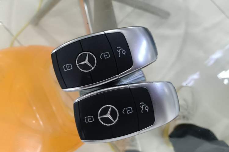 Used Mercedes-Benz C-Class 2021 C 260 Star Edition Vehicle Key