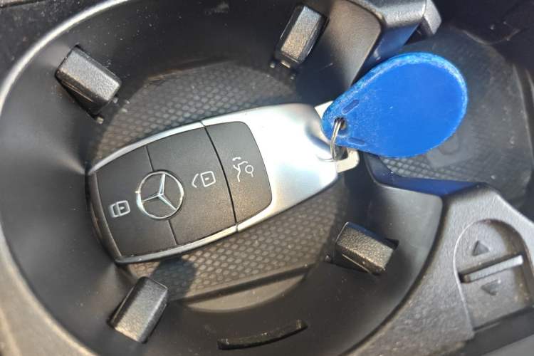 Used Mercedes-Benz C-Class 2021 C 260 Star Edition Vehicle Key