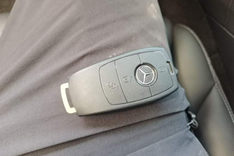Used Mercedes-Benz C-Class 2021 C 260 L Sport Edition Vehicle Key