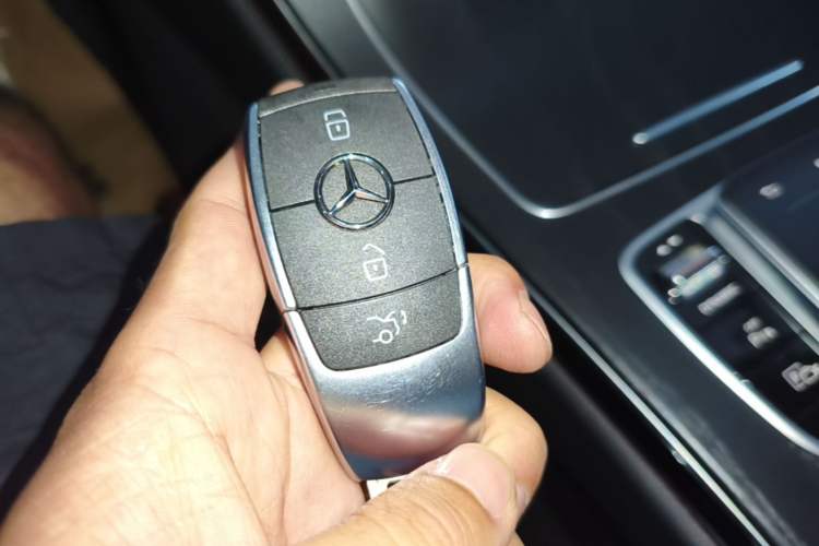 Used Mercedes-Benz C-Class 2021 C 260 L Sport Edition Star Collection Vehicle Key