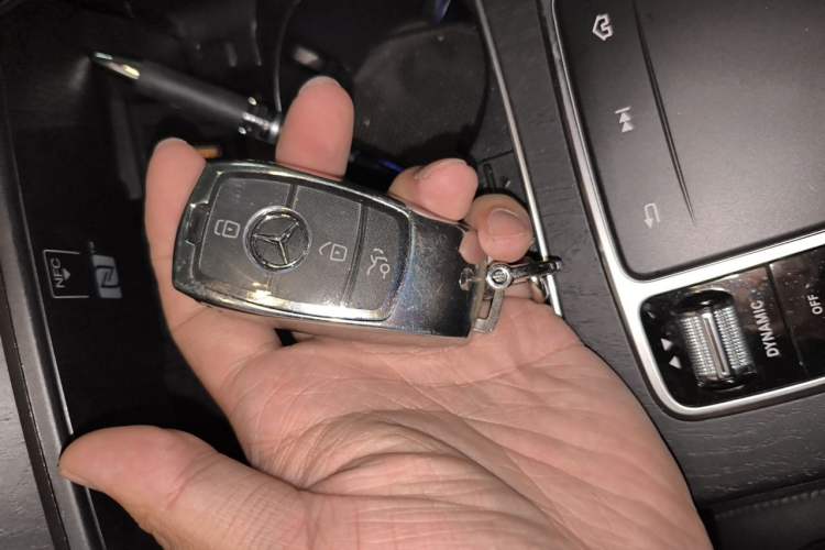 Used Mercedes-Benz C-Class 2021 C 260 L Sport Edition Vehicle Key