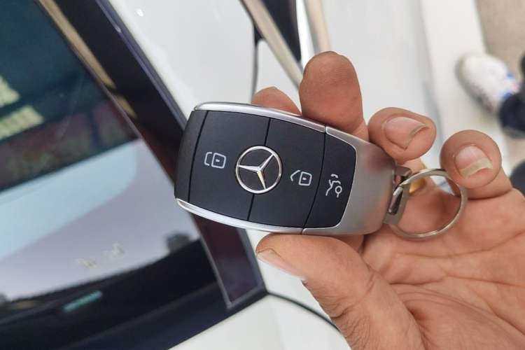 Used Mercedes-Benz C-Class 2021 C 260 L Sport Edition Vehicle Key