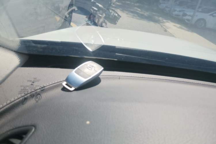Used Mercedes-Benz C-Class 2021 C 260 L Sport Edition Star Collection Vehicle Key