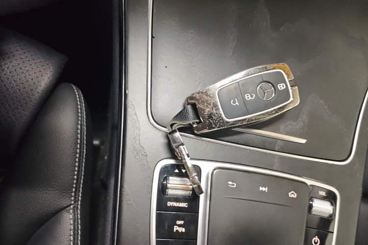 Used Mercedes-Benz C-Class 2021 C 200 L Fashion Edition Sport Version Vehicle Key