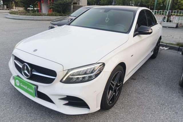 Ojetý Mercedes-Benz C-Class 2021 C 260 L Sport Edition Star Collection