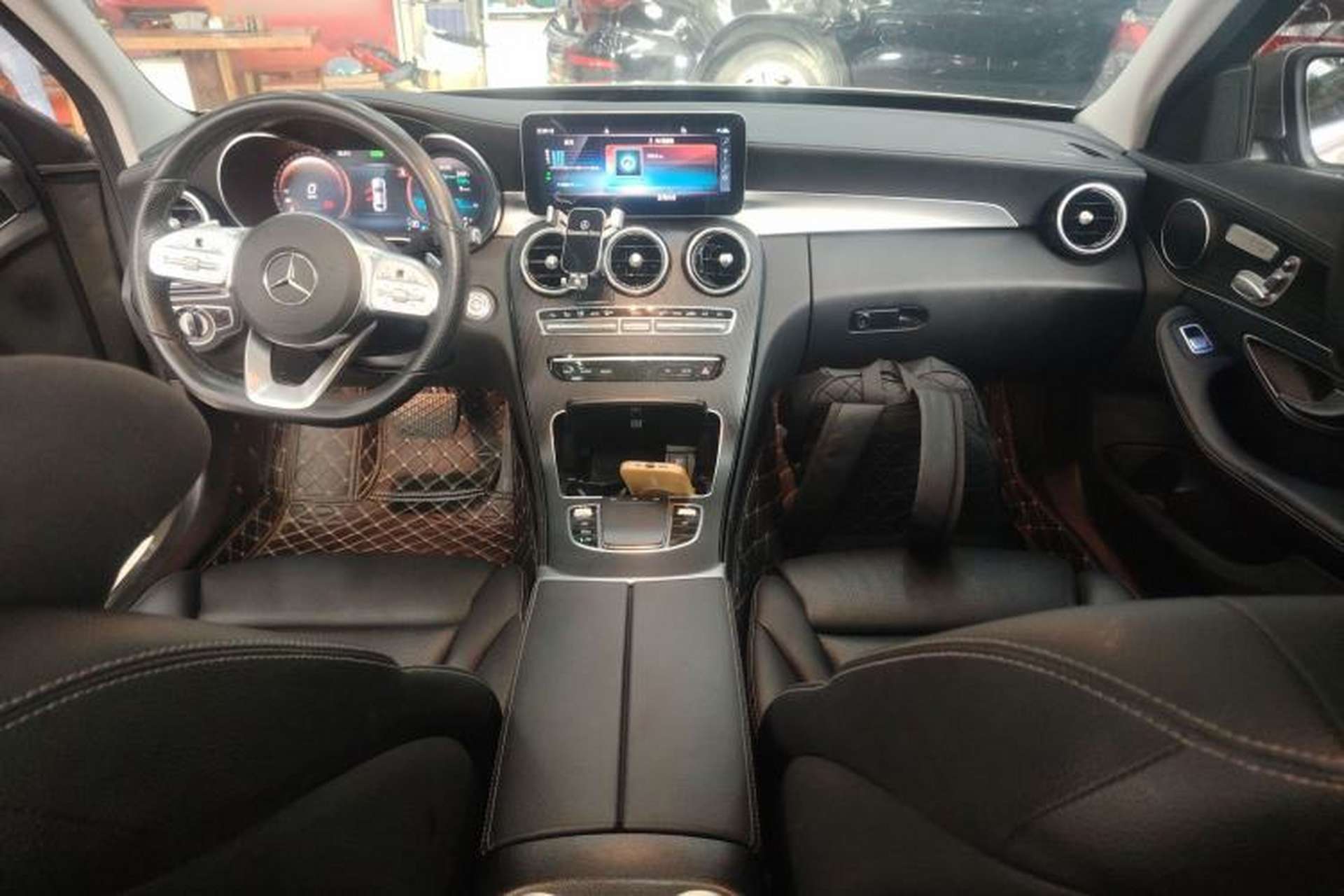 Used Mercedes-Benz C-Class 2021 C 260 L Sport Edition Center Console