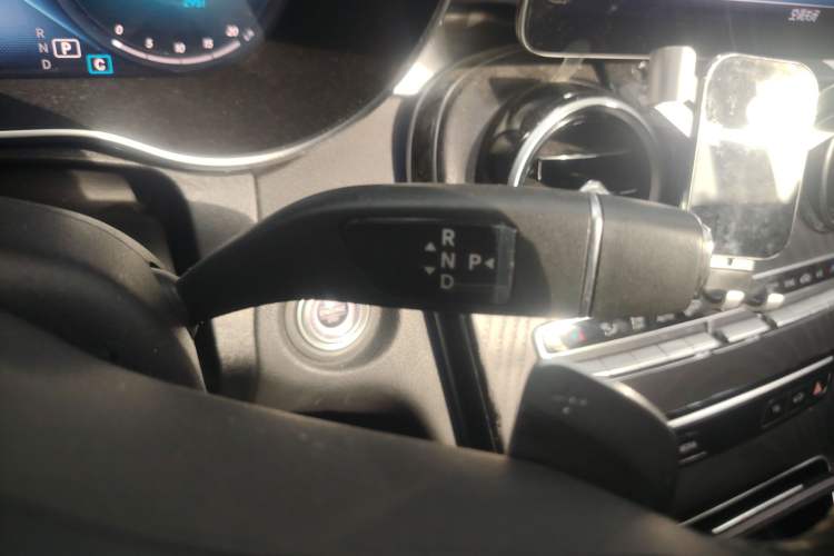 Used Mercedes-Benz C-Class 2021 C 260 L Sport Edition Gear Lever