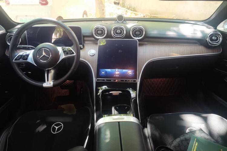 Used Mercedes-Benz C-Class 2022 Restyled C 260 L Sport Edition Center Console