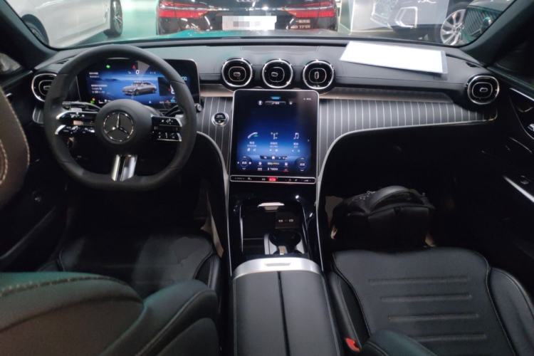 Used Mercedes-Benz C-Class 2022 Restyled C 200 L Sport Edition Center Console