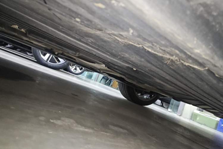 Used Mercedes-Benz C-Class 2022 C 260 L Chassis Rear Left