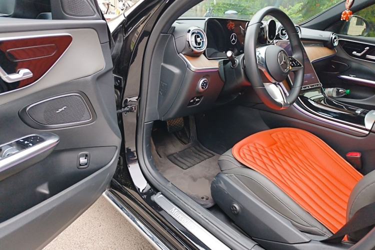Used Mercedes-Benz C-Class 2022 Facelift C 260 L Driver Seat