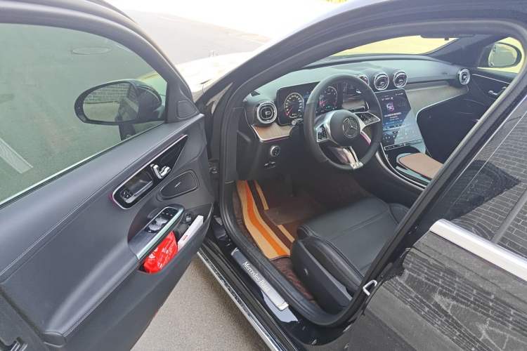 Used Mercedes-Benz C-Class 2022 Facelift C 260 L Driver Seat
