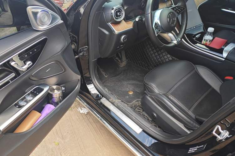 Used Mercedes-Benz C-Class 2022 Facelift C 260 L Driver Seat
