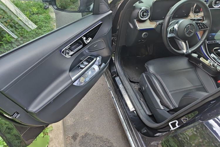 Used Mercedes-Benz C-Class 2022 C 260 L Driver Seat