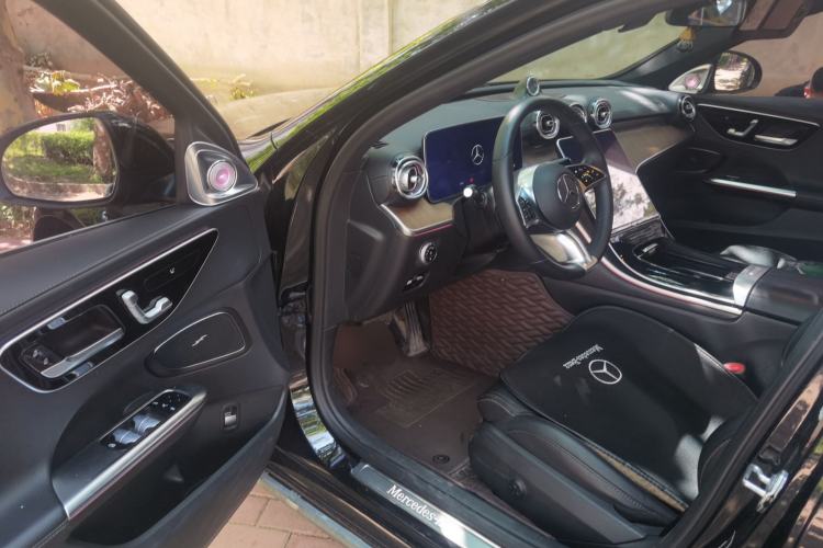 Used Mercedes-Benz C-Class 2022 Restyled C 260 L Sport Edition Driver Seat