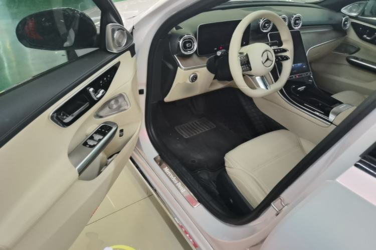 Used Mercedes-Benz C-Class 2022 Facelift C 260 L Driver Seat