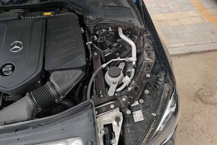 Used Mercedes-Benz C-Class 2022 C 260 L Sport Edition Engine Bay Left