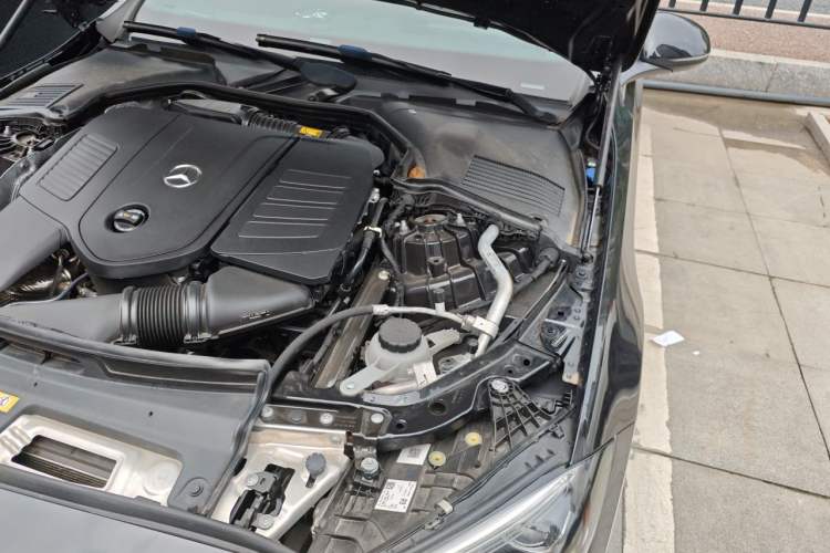 Used Mercedes-Benz C-Class 2022 C 260 L Sport Edition Engine Bay Left