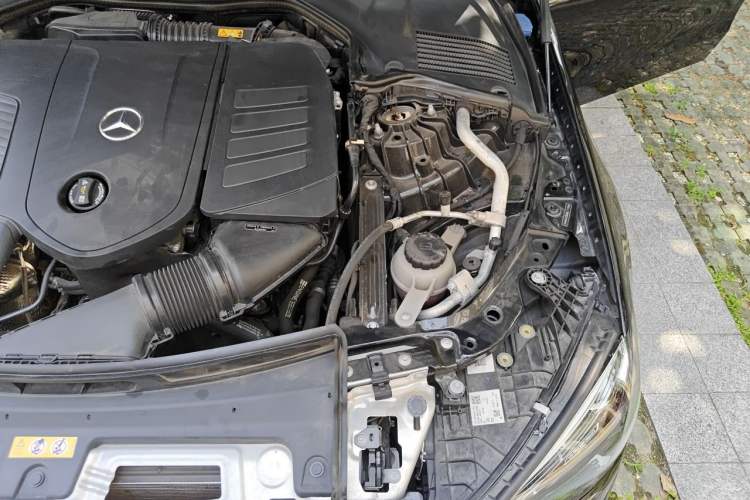 Used Mercedes-Benz C-Class 2022 Facelift C 260 L Engine Bay Left